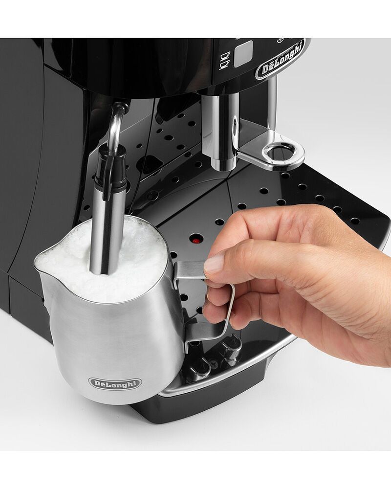 Kavovar-DeLonghi-Magnifica-S-ECAM-21-117-SB-cappuccino-espresso-kava-trobica-pražírna-kávy-zlín-fryšták-zlinskykraj (4)